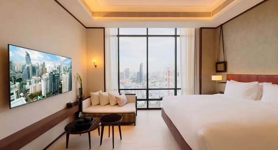 For rent 2 bedrooms condo in Khlong Toei, Bangkok