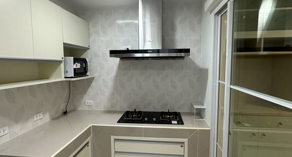 For rent 2 ベッドルーム townhouse in Prawet, Bangkok