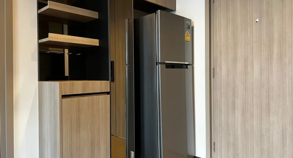For rent 1 bed condo in Pathum Wan, Bangkok