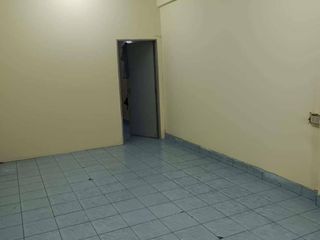 For rent 2 bedrooms house in Khlong San, Bangkok