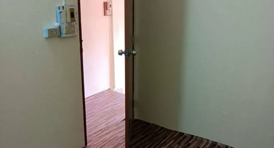 出租 2 卧室 独立屋 在 Khlong San, 曼谷