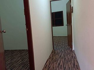 出租 2 卧室 独立屋 在 Khlong San, 曼谷