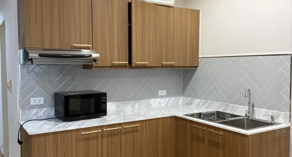 For rent 2 bedrooms condo in Pathum Wan, Bangkok