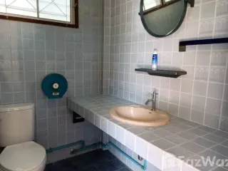 For rent 5 bedrooms house in Phra Khanong, Bangkok