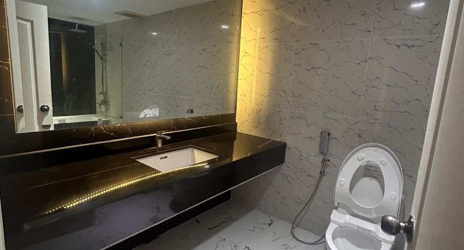 For rent 1 bed condo in Bang Rak, Bangkok