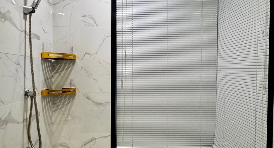 Condo en alquiler de 1 habitaciones en Watthana, Bangkok