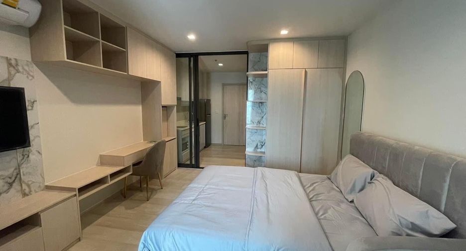 For rent studio condo in Pathum Wan, Bangkok