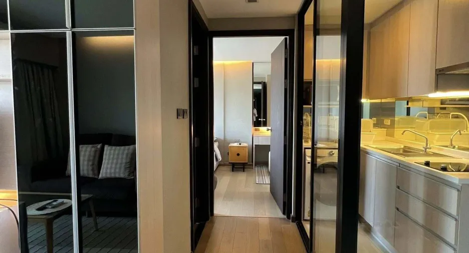 For rent 1 bed condo in Watthana, Bangkok