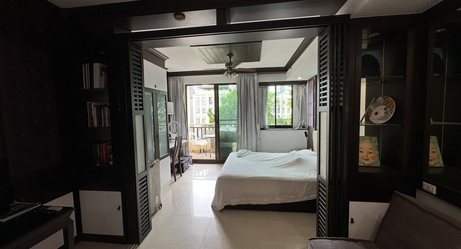 For rent studio condo in Sathon, Bangkok
