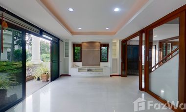 Reihenhaus zur Miete mit 3 Zimmer in Watthana, Bangkok