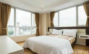 For rent 2 bedrooms condo in Bang Kapi, Bangkok