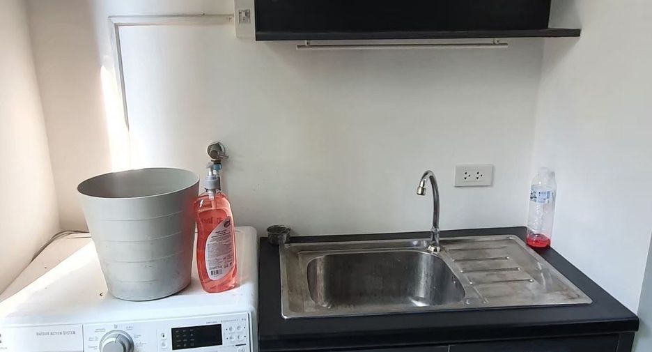 For rent 4 bedrooms house in Prawet, Bangkok