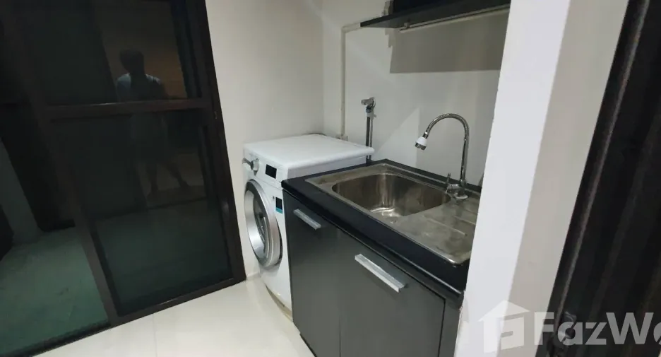 For rent 4 bedrooms house in Prawet, Bangkok