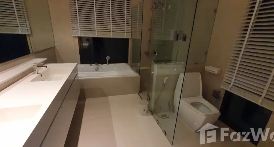 For rent 4 bedrooms house in Prawet, Bangkok
