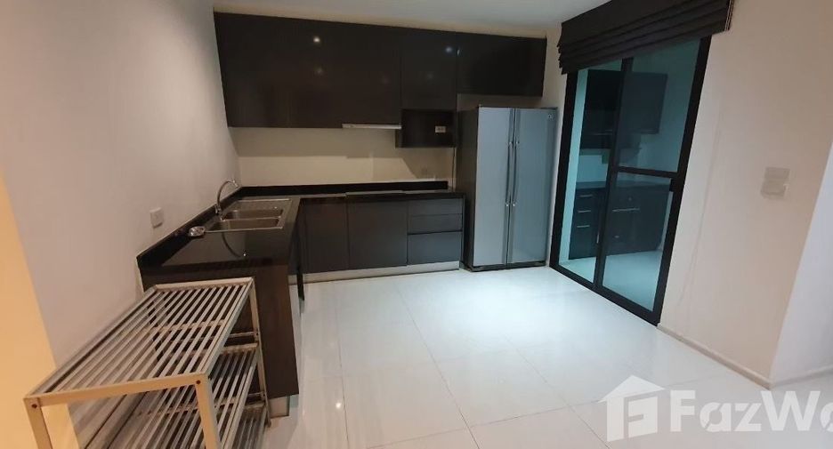 For rent 4 bedrooms house in Prawet, Bangkok
