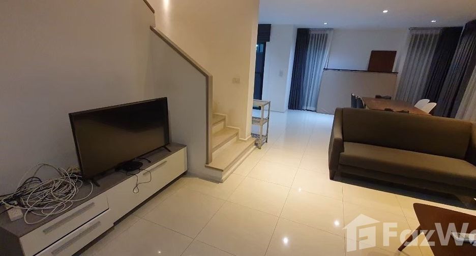 For rent 4 bedrooms house in Prawet, Bangkok