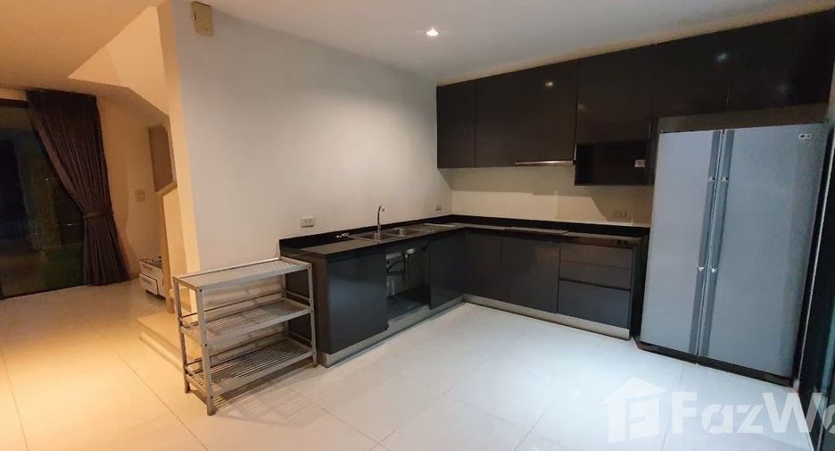 For rent 4 bedrooms house in Prawet, Bangkok
