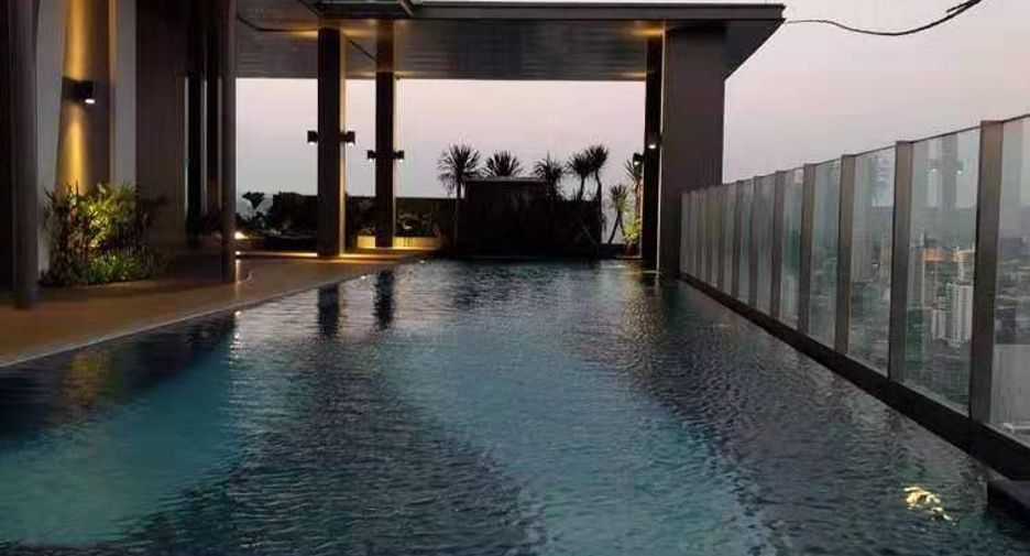 For rent 1 bed condo in Khlong Toei, Bangkok