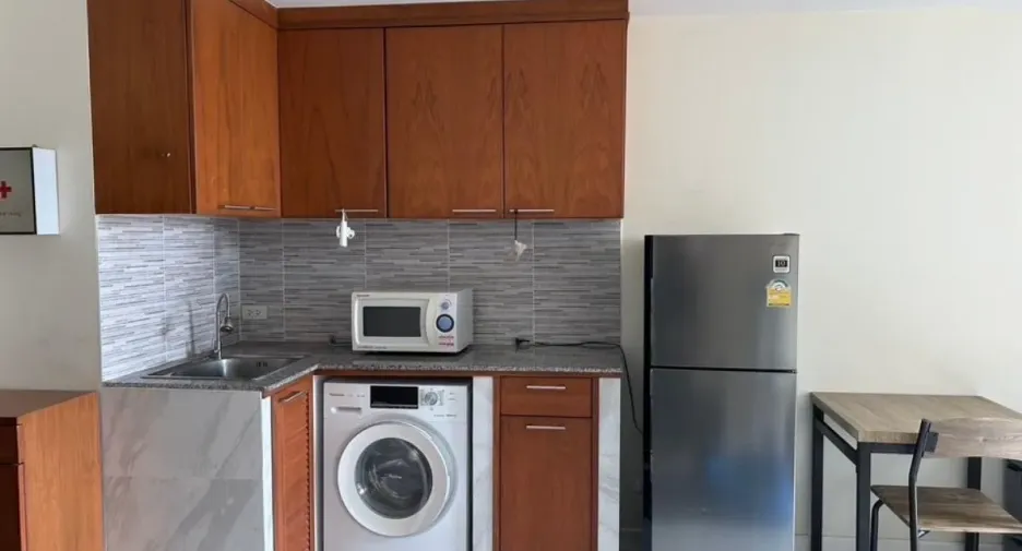 For rent 2 bedrooms condo in Ratchathewi, Bangkok