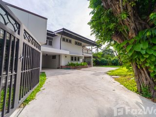 For rent 3 bedrooms house in Khlong Toei, Bangkok