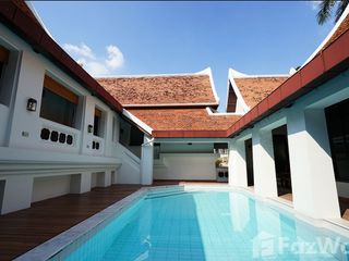 Haus zur Miete mit 3 Zimmer in Watthana, Bangkok