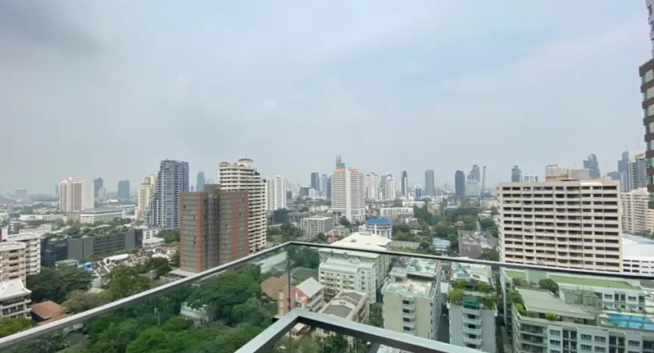 For rent 2 bedrooms condo in Khlong Toei, Bangkok