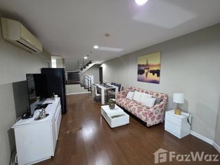出租 3 卧室 公寓 在 Huai Khwang, 曼谷