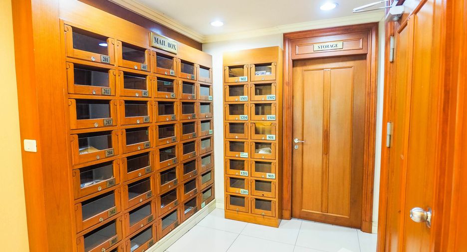 For rent 1 bed condo in Watthana, Bangkok
