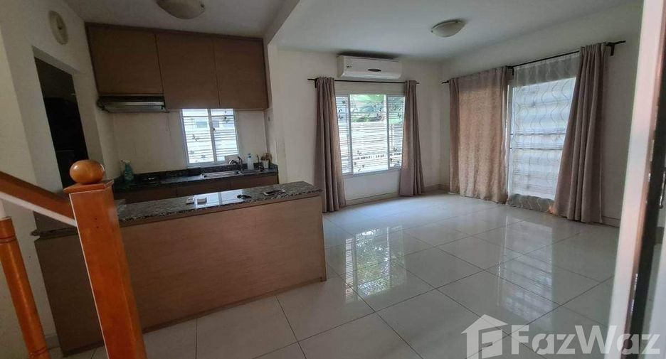 For rent 3 bedrooms house in Sai Mai, Bangkok