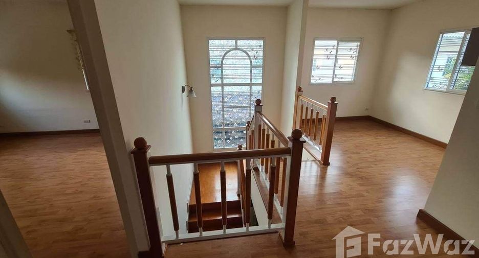 For rent 3 bedrooms house in Sai Mai, Bangkok