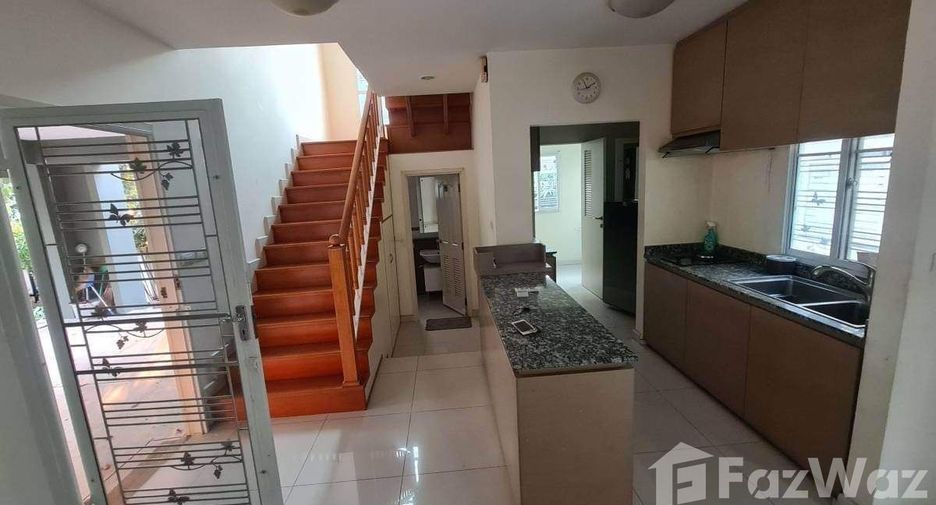 For rent 3 bedrooms house in Sai Mai, Bangkok