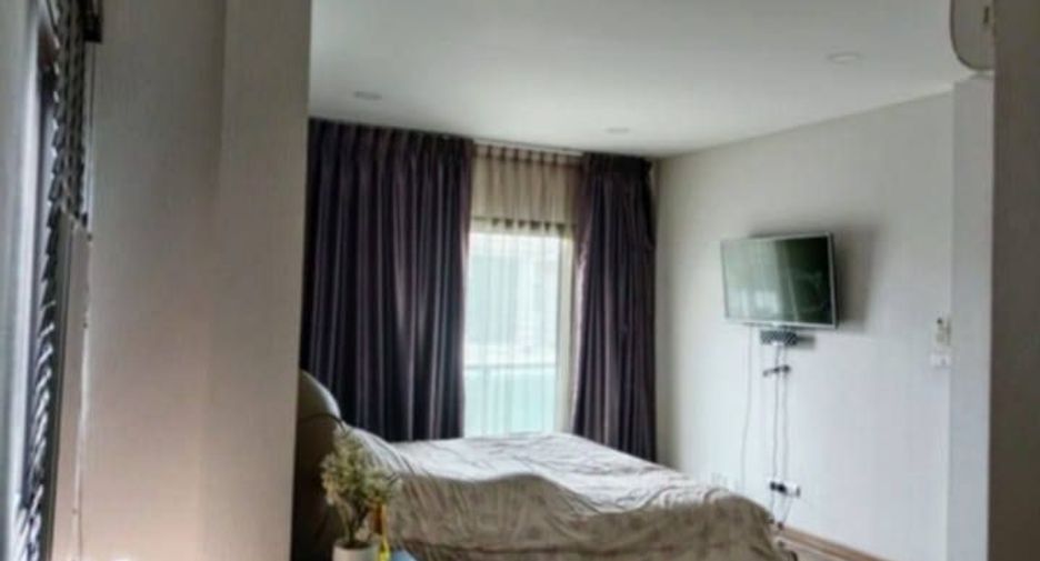 For rent 4 bedrooms house in Khan Na Yao, Bangkok