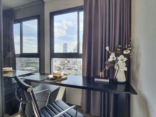 Wohnung zur Miete mit Studio in Bang Rak, Bangkok