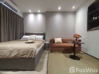 Wohnung zur Miete mit Studio in Bang Rak, Bangkok