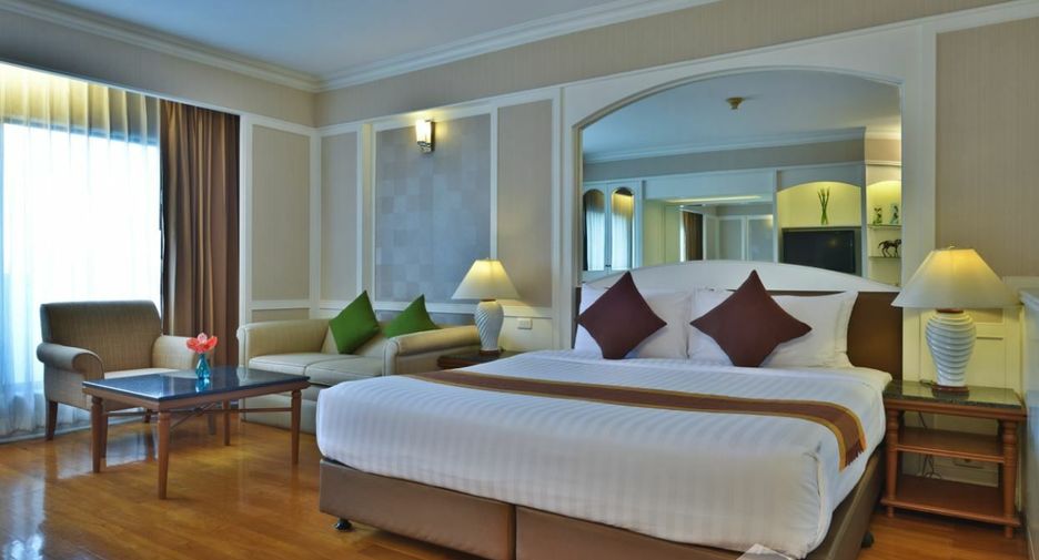 For rent 1 bed apartment in Pathum Wan, Bangkok