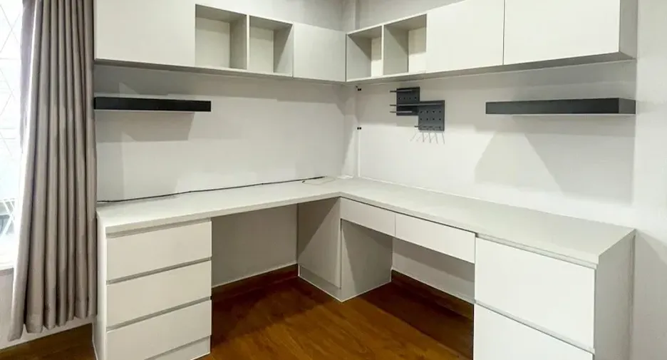 For rent 3 ベッドルーム townhouse in Bang Khen, Bangkok