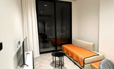 Wohnung zur Miete mit 2 Zimmer in Khlong San, Bangkok