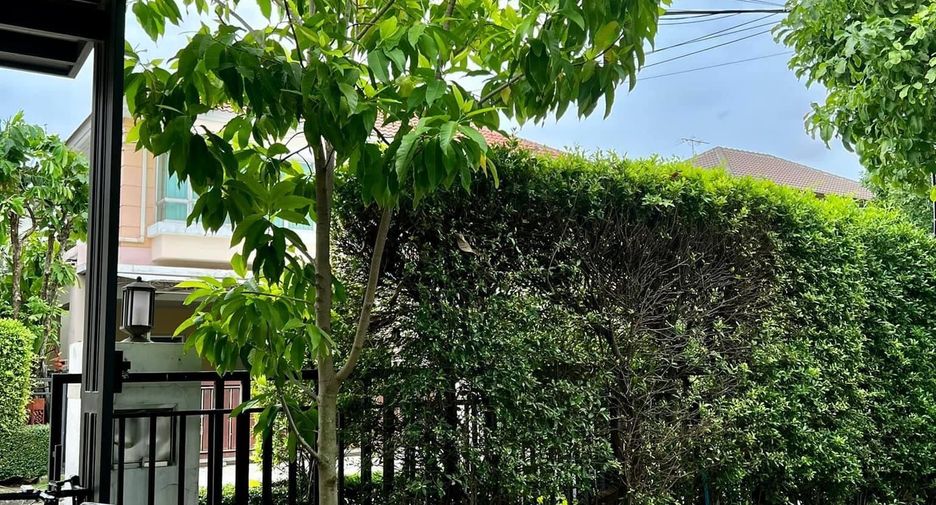 For rent 4 bedrooms house in Phasi Charoen, Bangkok