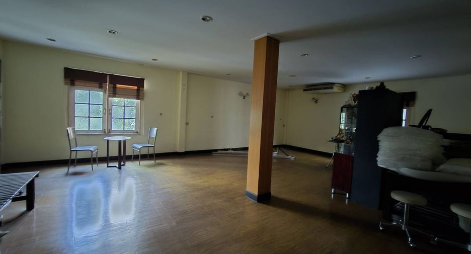 ให้เช่า 10 ห้องนอน บ้านเดี่ยว ใน คลองเตย, กรุงเทพฯ