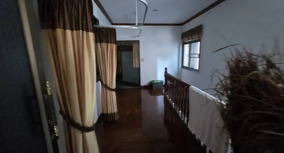ให้เช่า 10 ห้องนอน บ้านเดี่ยว ใน คลองเตย, กรุงเทพฯ