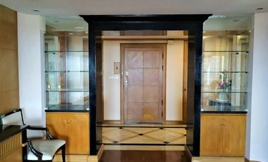 For rent 2 bedrooms condo in Sathon, Bangkok