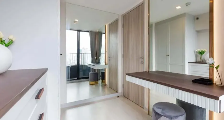 For rent 1 bed condo in Sathon, Bangkok