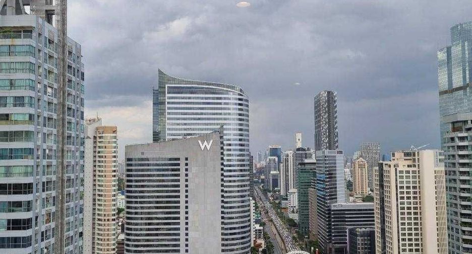 For rent 2 bedrooms condo in Sathon, Bangkok