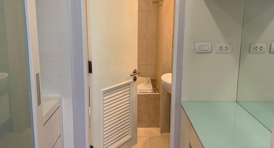 Wohnung zur Miete mit 1 Zimmer in Watthana, Bangkok