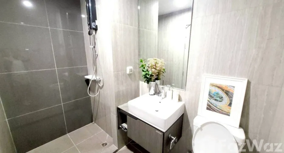 For rent 2 bedrooms condo in Phasi Charoen, Bangkok