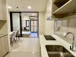 À louer 1 chambre condo à Khlong San, Bangkok
