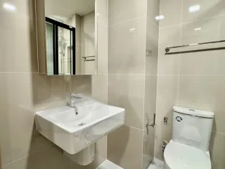 À louer 1 chambre condo à Khlong San, Bangkok