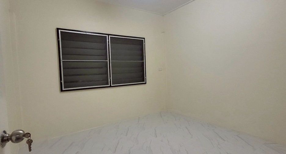 Casa en alquiler de 4 habitaciones en Suan Luang, Bangkok
