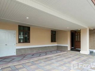 For rent 4 ベッドルーム house in Watthana, Bangkok