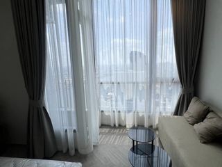 For rent studio condo in Khlong San, Bangkok